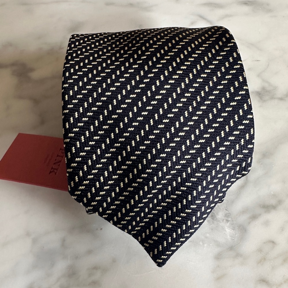 NWT Thomas Pink Dark Navy Tie 👔